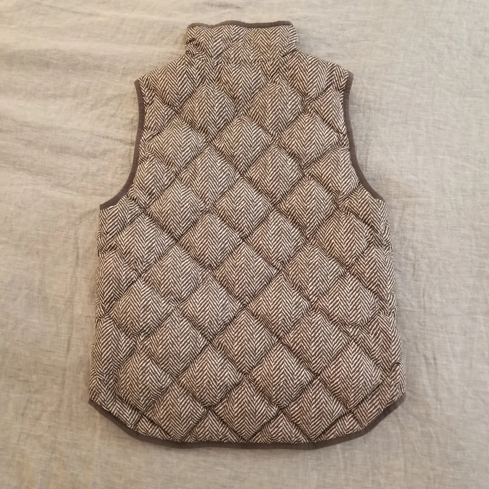 J Crew Quilted Vest - Picture 2 of 10